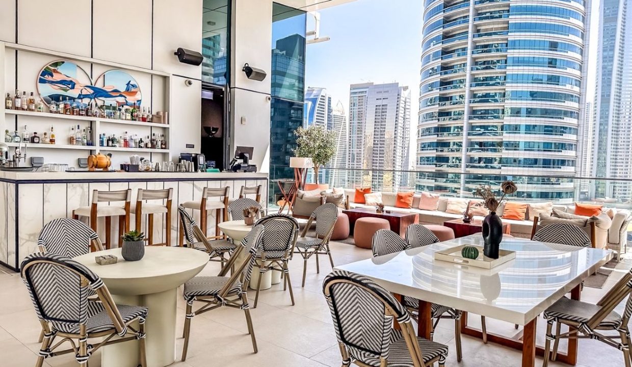 Spacious Furnished 1BR | Vida Residences-12