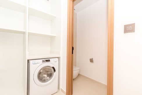 Spacious Furnished 1BR | Vida Residences-18