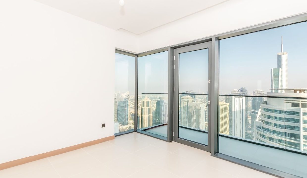 Spacious Furnished 1BR | Vida Residences-4