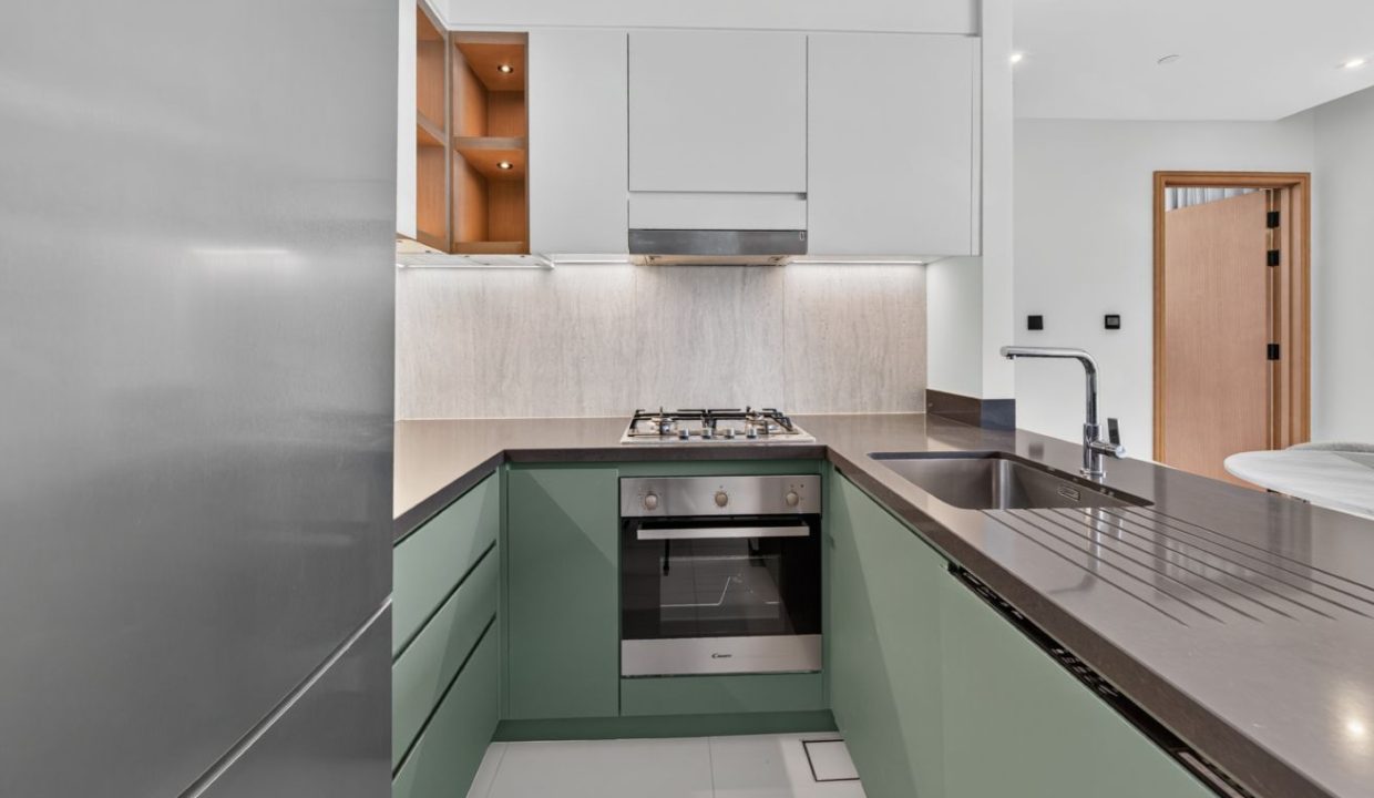 Spacious Furnished 1BR | Vida Residences-5