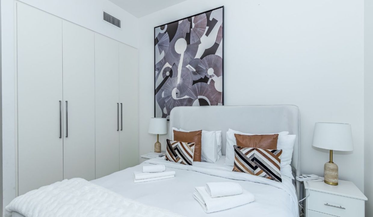Fully Furnished 3BR + Maid | Upgraded | Burj Crown-11