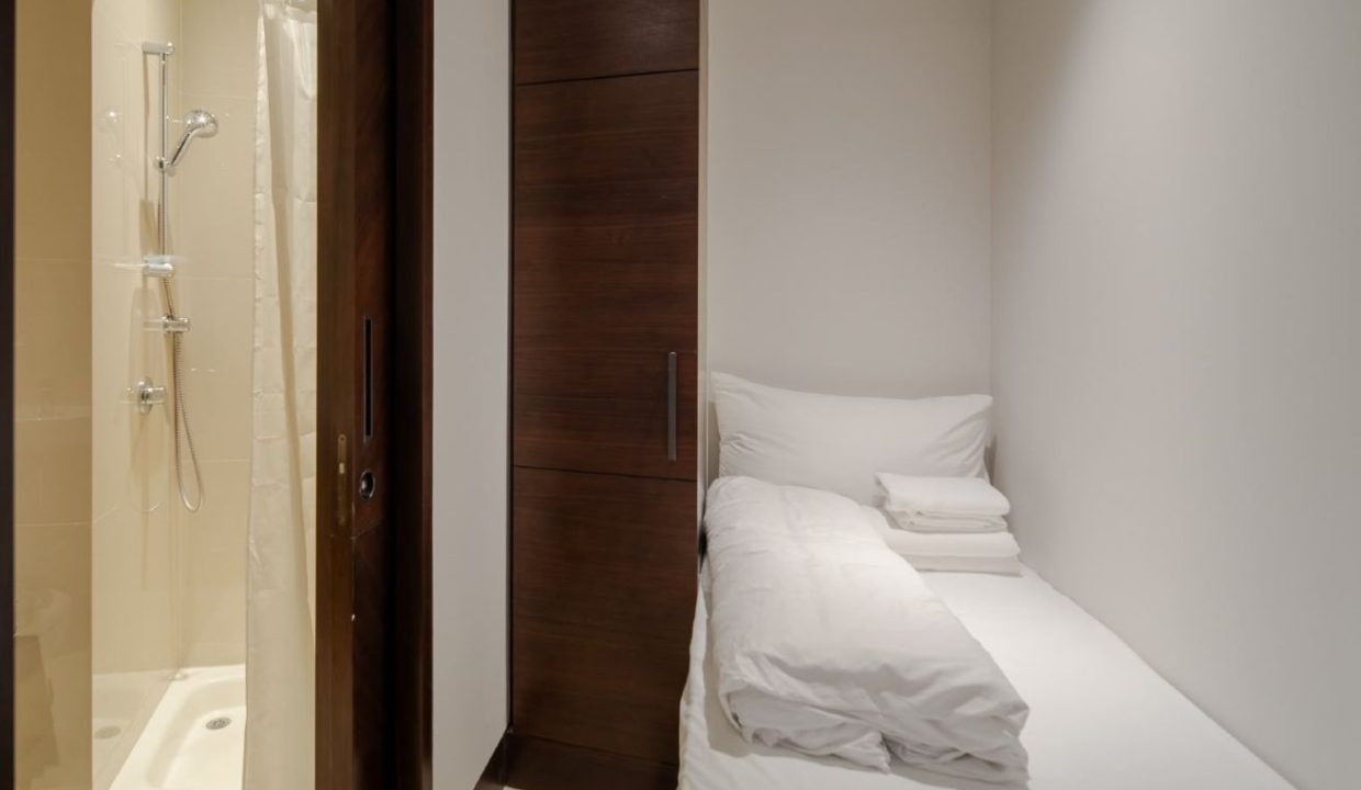 Luxury 4BR + Maid | Fully Furnished Serviced Apart-11