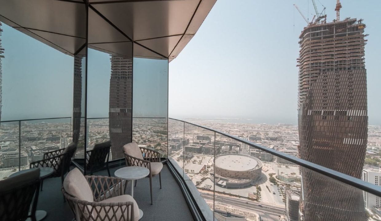 Luxury 4BR + Maid | Fully Furnished Serviced Apart-13
