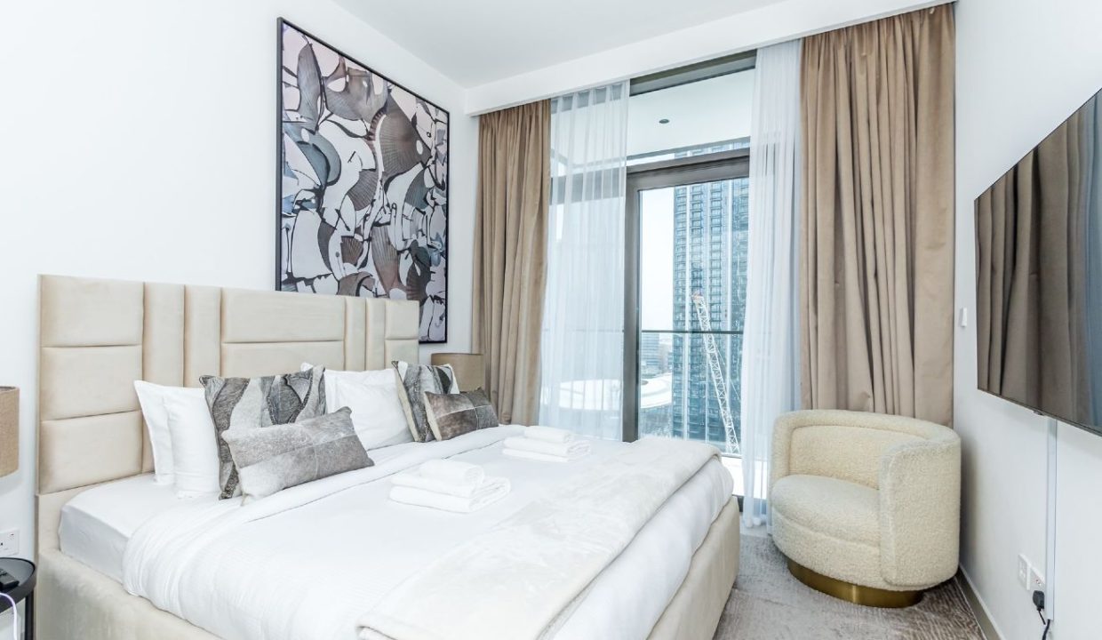 Fully Furnished 3BR + Maid | Upgraded | Burj Crown-14