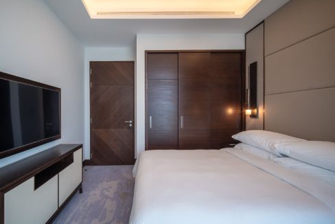 Luxury 4BR + Maid | Fully Furnished Serviced Apart-14