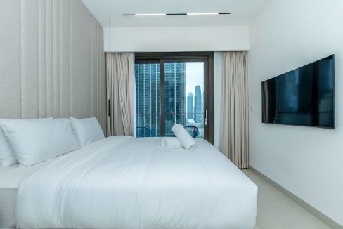 Upgraded Furnished 3BR + Maid | Burj Crown-16