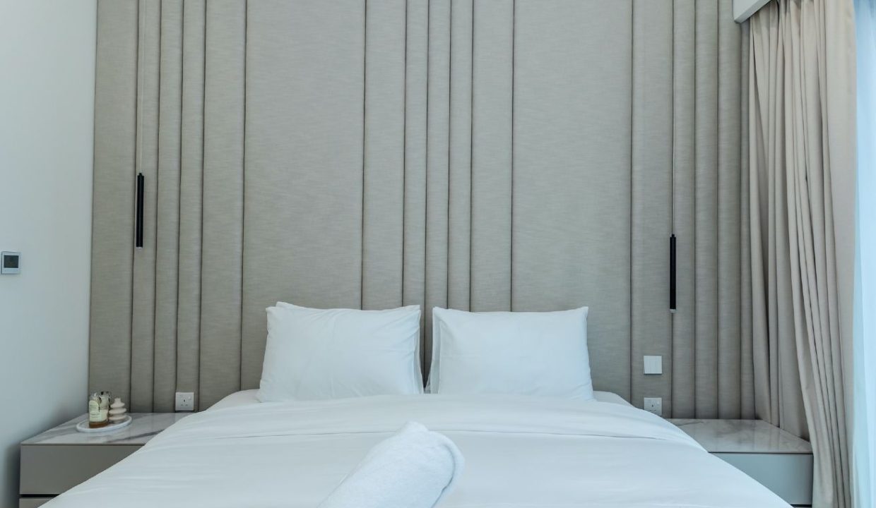 Upgraded Furnished 3BR + Maid | Burj Crown-17