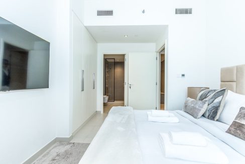 Fully Furnished 3BR + Maid | Upgraded | Burj Crown-18