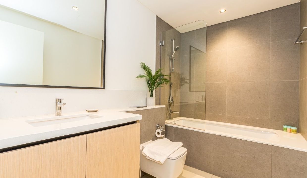 Fully Furnished 3BR + Maid | Upgraded | Burj Crown-21