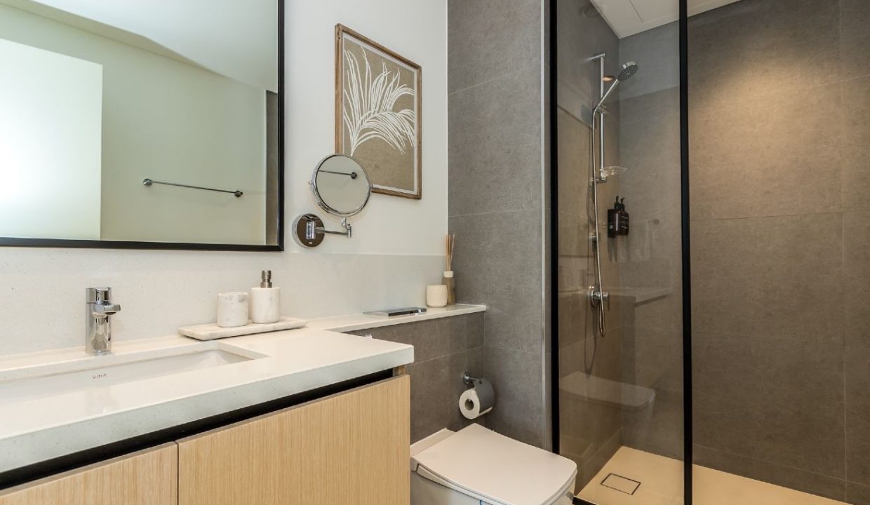 Upgraded Furnished 3BR + Maid | Burj Crown-23
