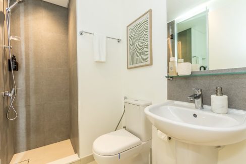 Upgraded Furnished 3BR + Maid | Burj Crown-24