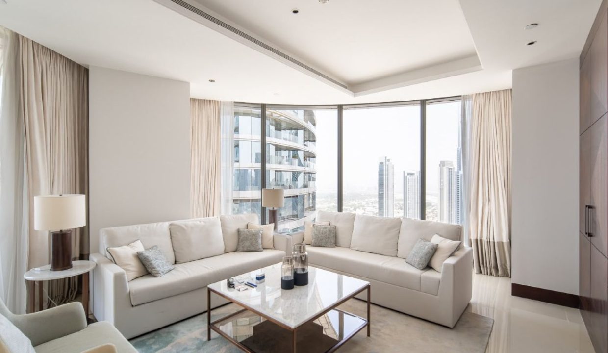 Luxury 4BR + Maid | Fully Furnished Serviced Apart-1