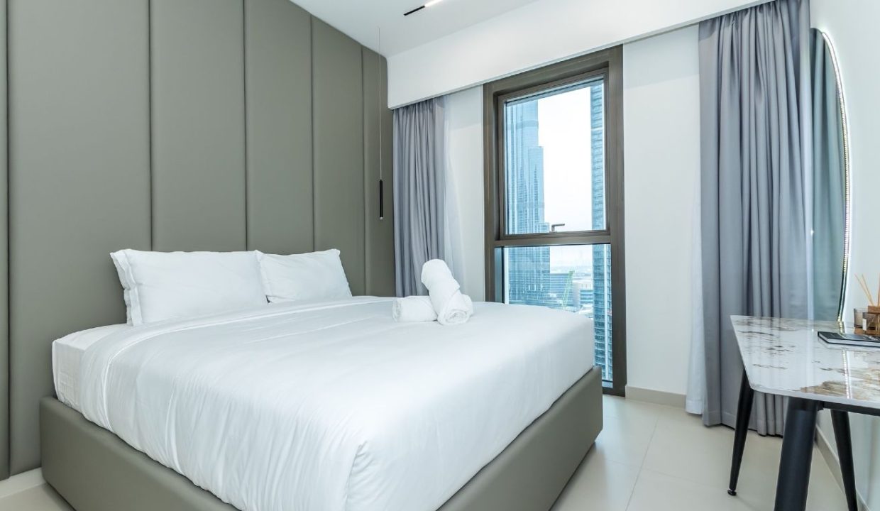 Upgraded Furnished 3BR + Maid | Burj Crown-6