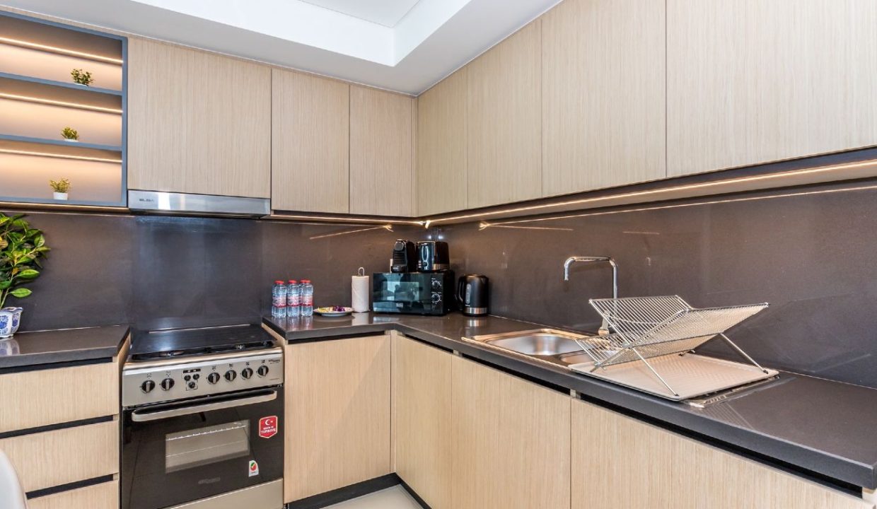 Fully Furnished 3BR + Maid | Upgraded | Burj Crown-6