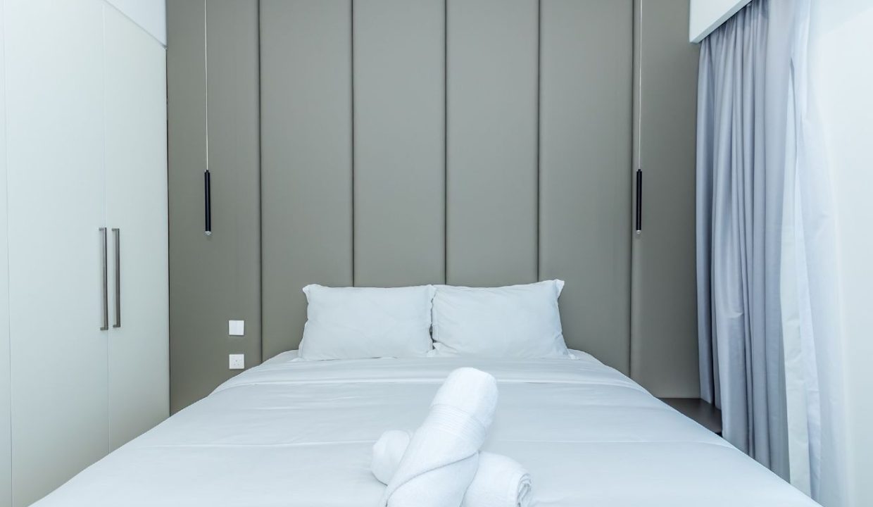 Upgraded Furnished 3BR + Maid | Burj Crown-8