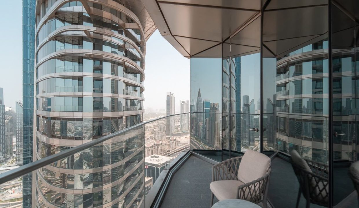 Luxury 4BR + Maid | Fully Furnished Serviced Apart-9