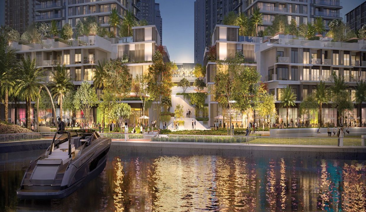 Spacious 2BR Front water View in Creek Waters 2-15