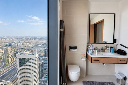 Luxury 2BR | High Floor | Marina & Sea View-25