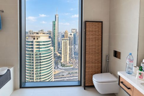 Luxury 2BR | High Floor | Marina & Sea View-26