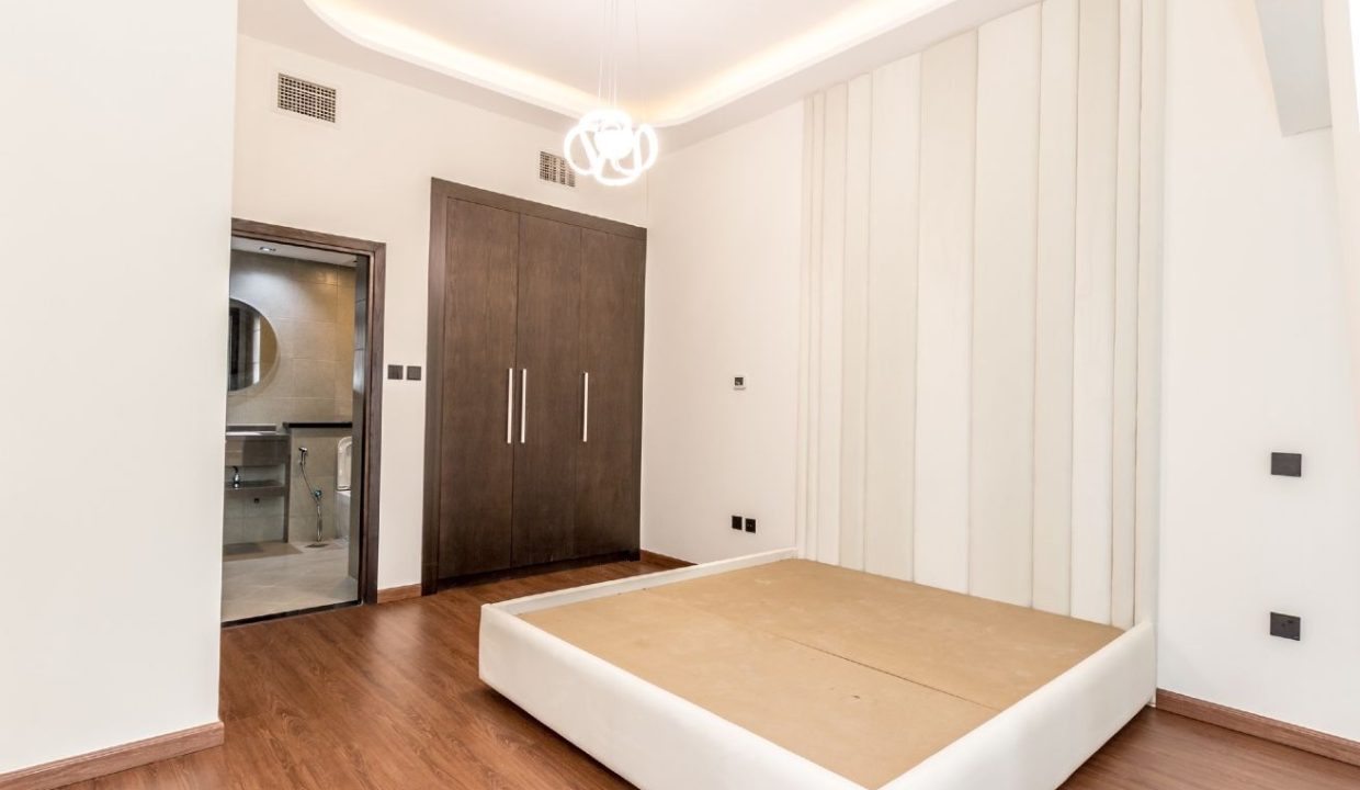 Stunning Marina Views | Renovated | Vacant-8