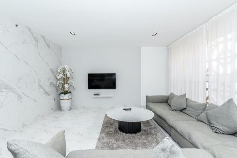 Upgraded | 2BR | Marina view at Murjan 1-2