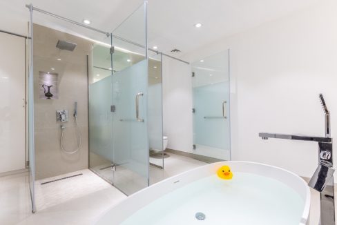 Upgraded | 2BR | Sea view at Murjan 1-20
