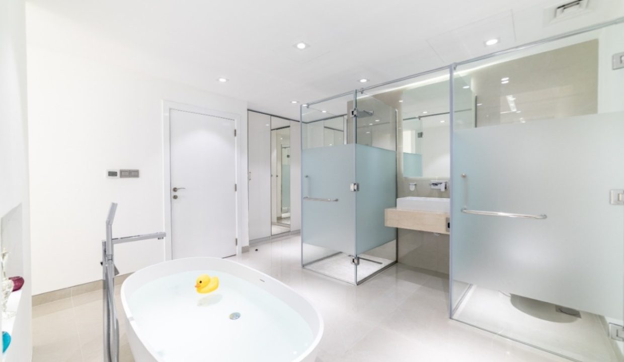 Upgraded | 2BR | Sea view at Murjan 1-21