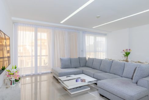Upgraded | 2BR | Sea view at Murjan 1-1