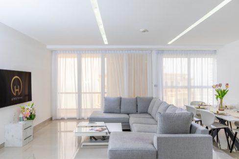 Upgraded | 2BR | Sea view at Murjan 1-8