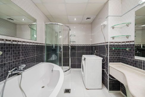 Spacious 2BR | Beautiful Lake View | Lakeshore-11