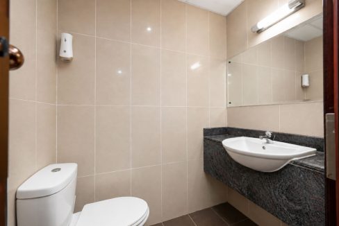 Spacious 2BR | Beautiful Lake View | Lakeshore-12
