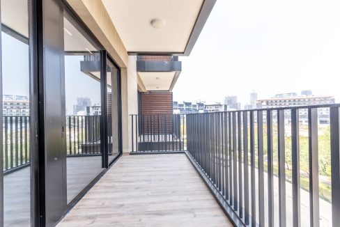 Bright|Spacious 2BR + Maid’s Room in Oakley Square-11
