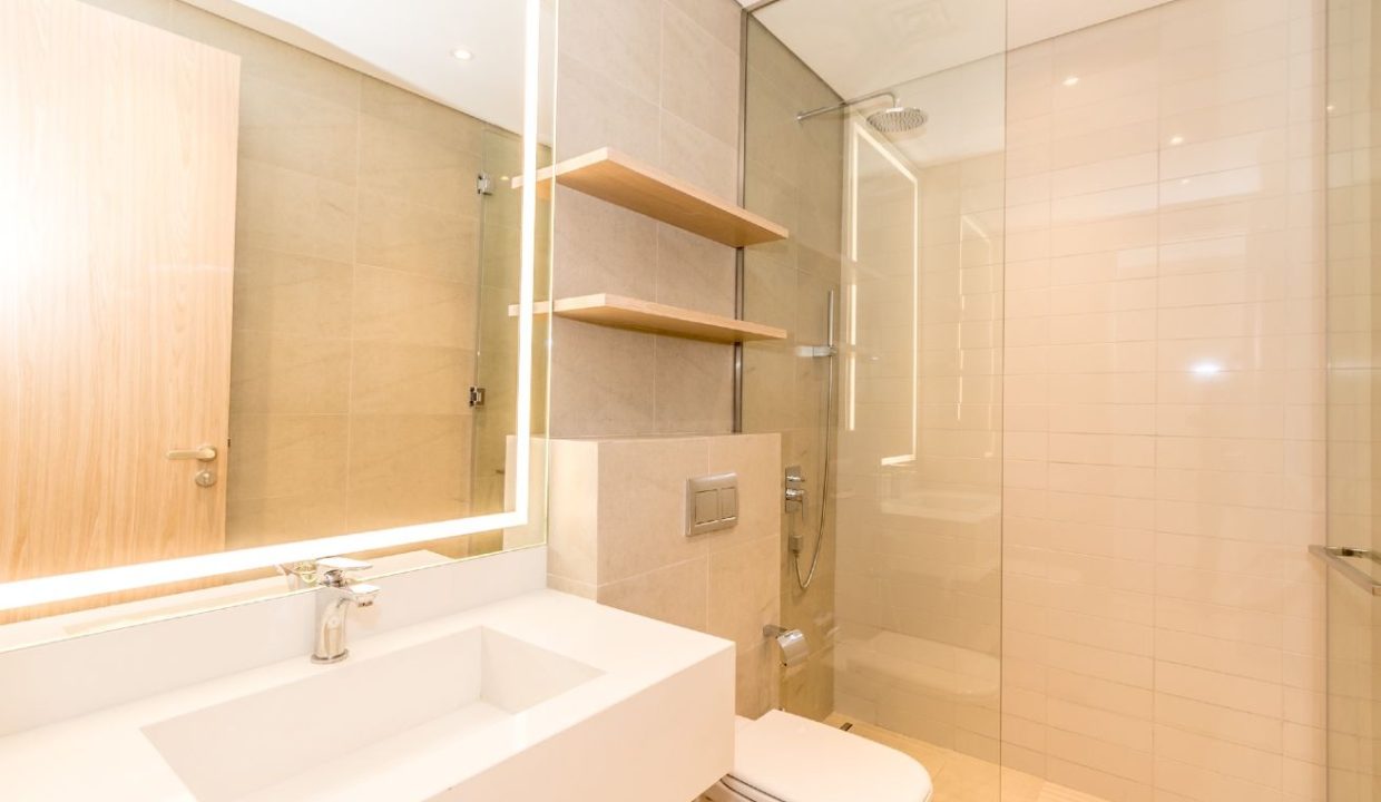 Bright|Spacious 2BR + Maid’s Room in Oakley Square-13
