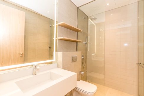 Bright|Spacious 2BR + Maid’s Room in Oakley Square-13