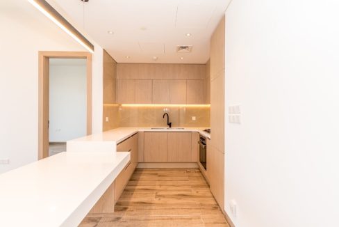 Bright|Spacious 2BR + Maid’s Room in Oakley Square-3
