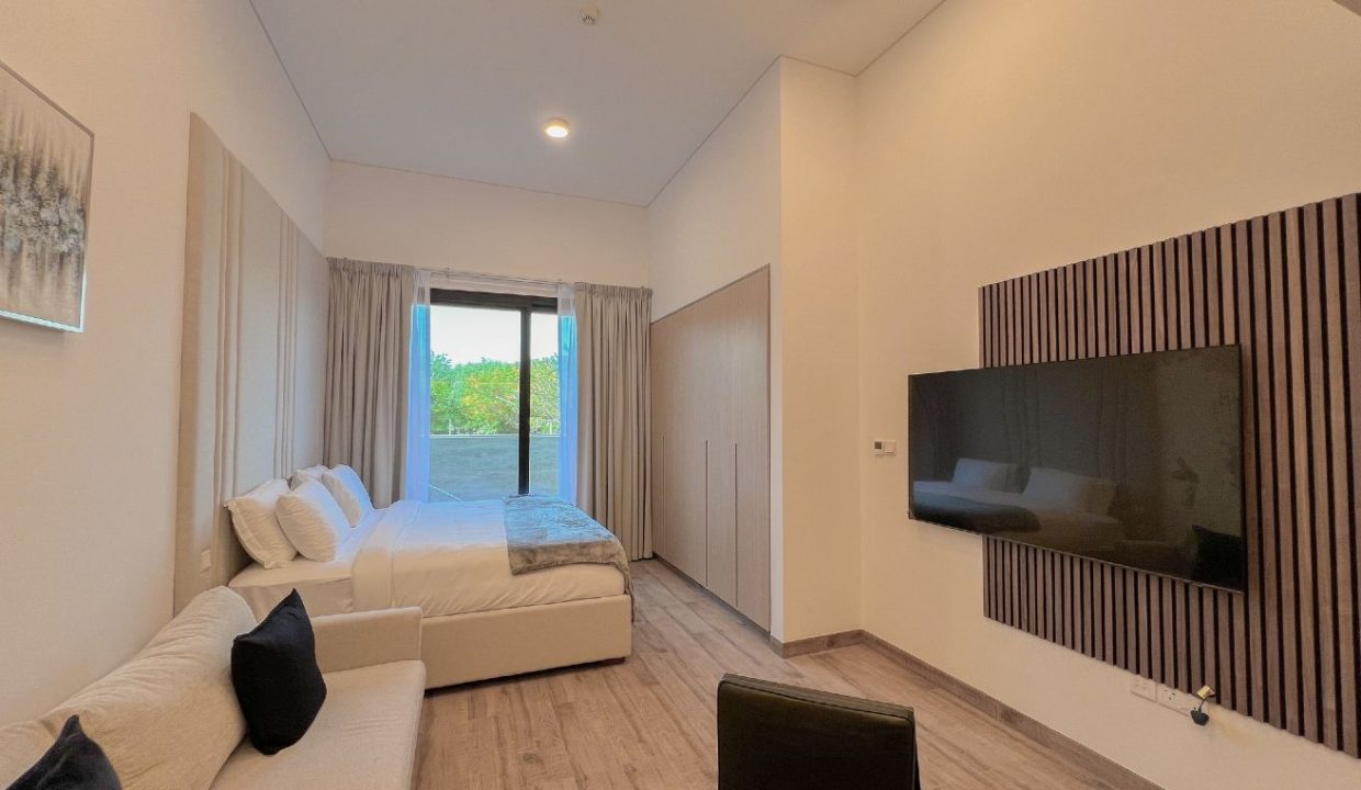Cozy Studio With Huge Balcony | Park View-5
