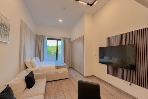 Cozy Studio With Huge Balcony | Park View-5