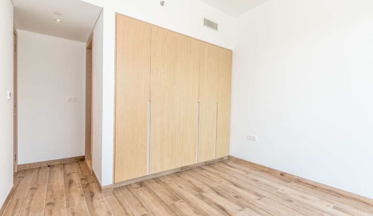 Bright|Spacious 2BR + Maid’s Room in Oakley Square-8