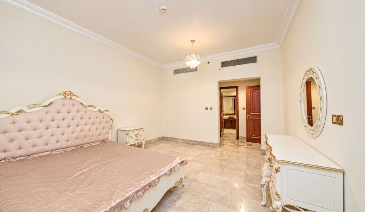 Spacious 1BR | Fairmont Residences North-11