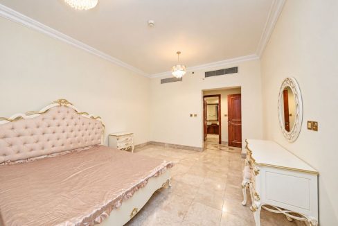 Spacious 1BR | Fairmont Residences North-11