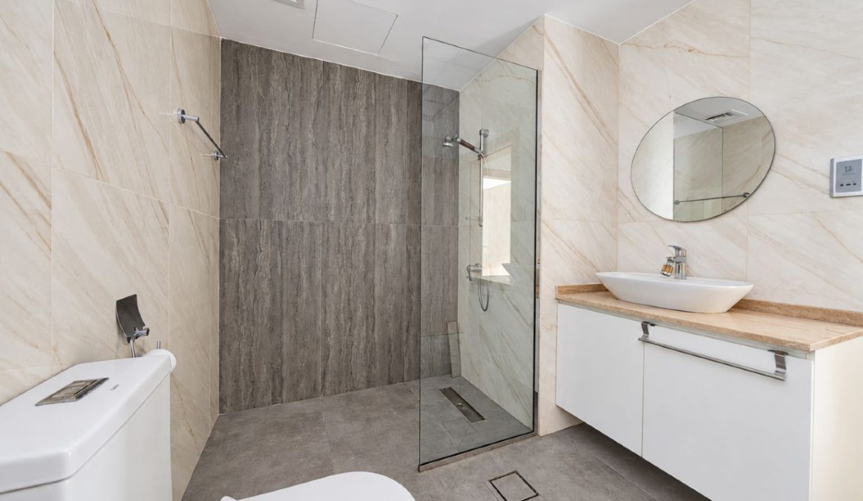 Spacious 3BR | Shoreline Apartments | Al Hamri-12