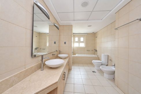 Large 3BR | Palm Jumeirah | Al Habool-13