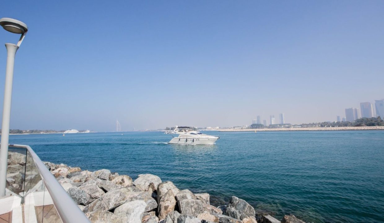 Spacious 1BR | Sea View | Azure Residences-14