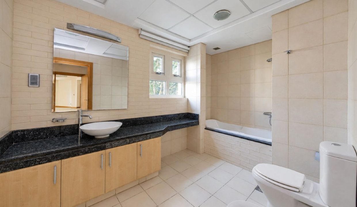 Large 3BR | Palm Jumeirah | Al Habool-14