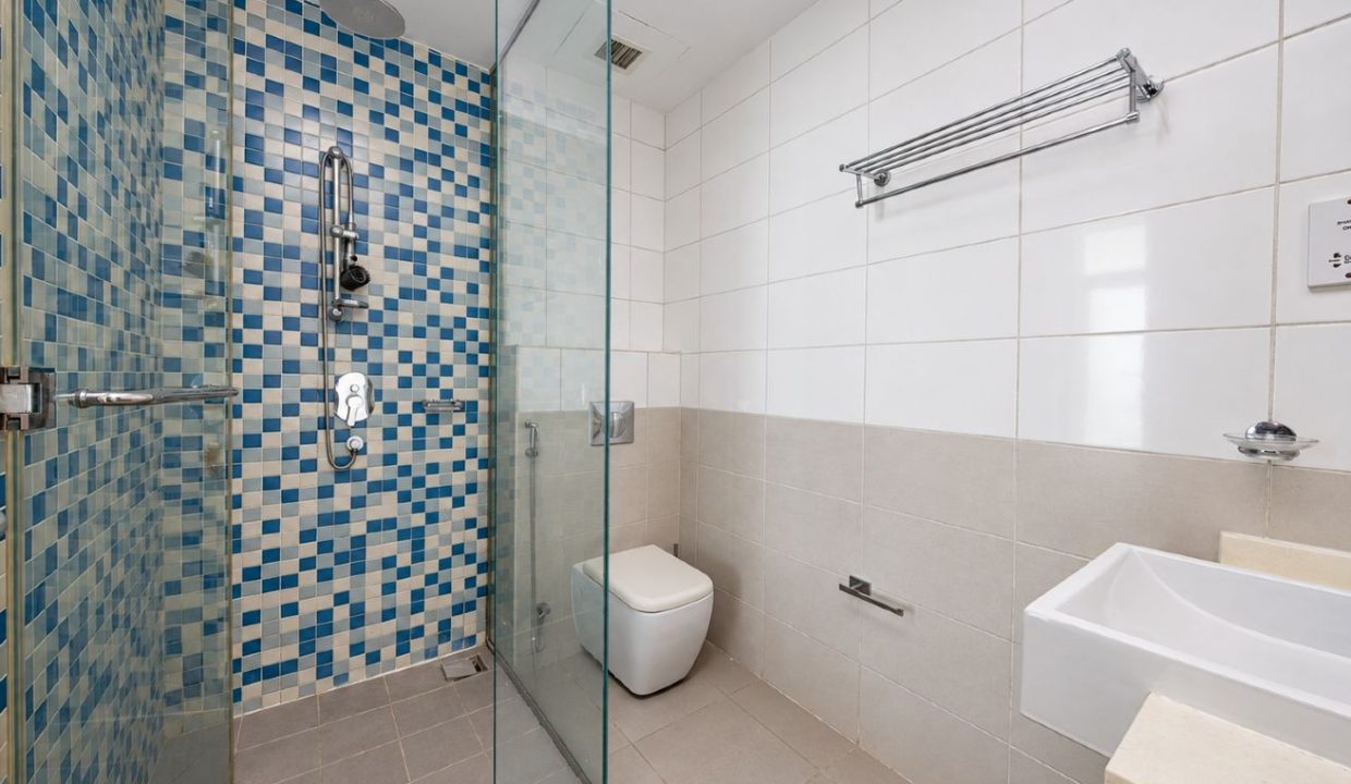 Sea View | Spacious 1BR | Azure Residences-14