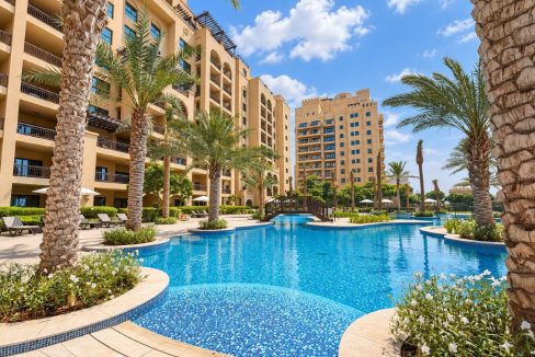 Spacious 1BR | Fairmont Residences North-15