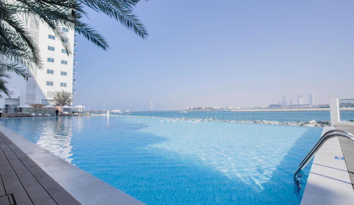 Spacious 1BR | Sea View | Azure Residences-15