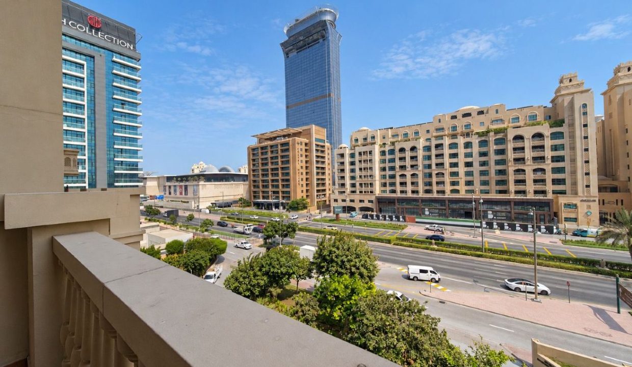Spacious 1BR | Fairmont Residences North-19