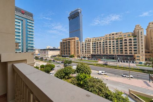 Spacious 1BR | Fairmont Residences North-19