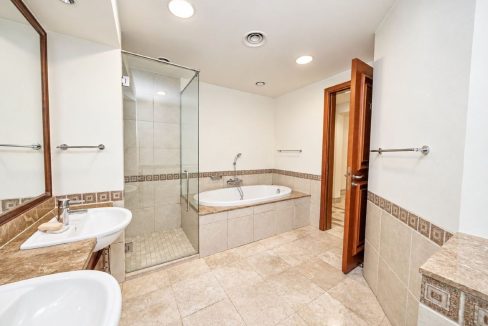 Spacious 1BR | Fairmont Residences North-21